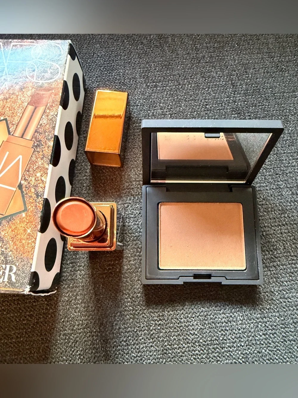 NARS new laguna
